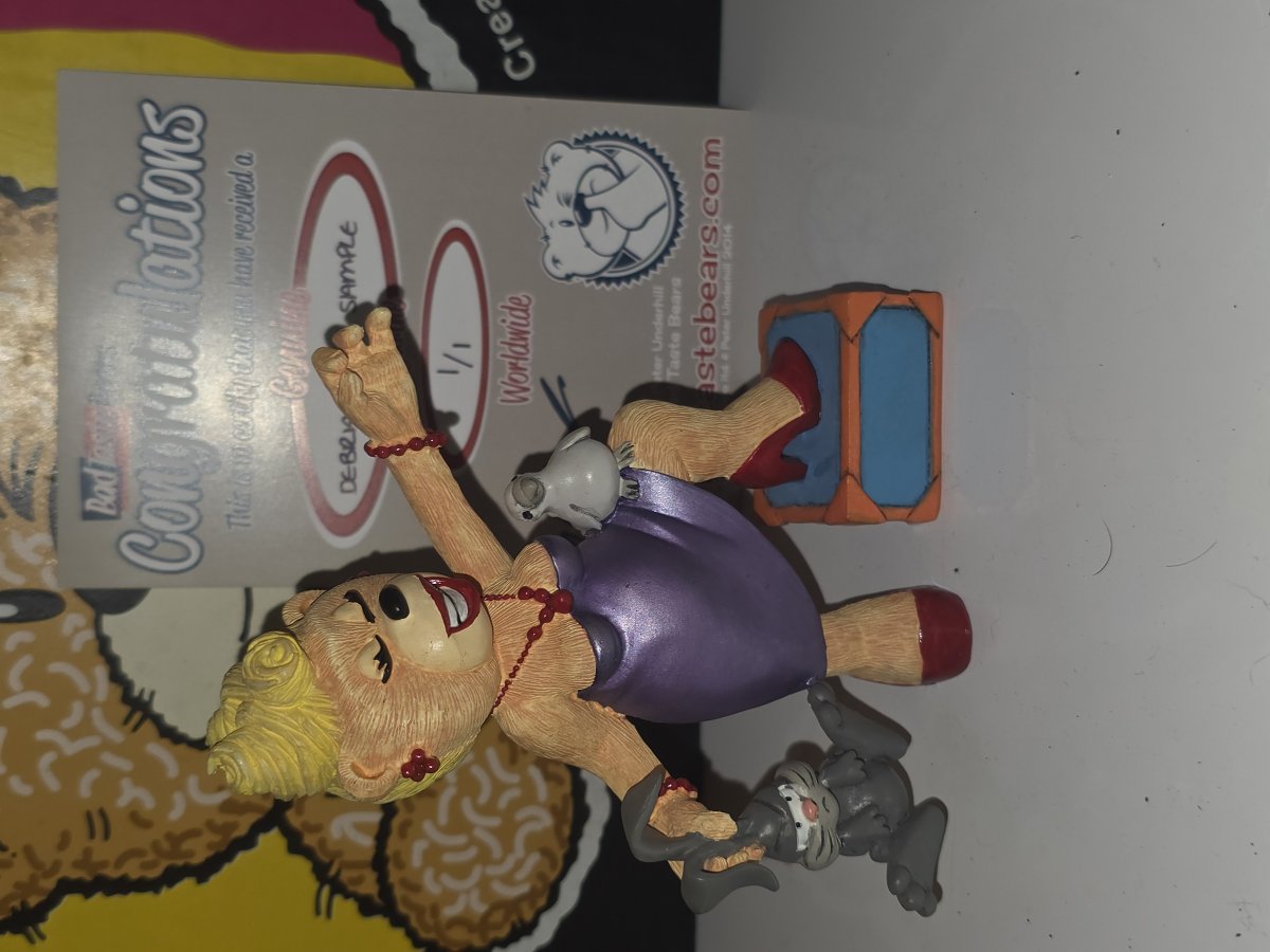 Debra (Paint Sample)